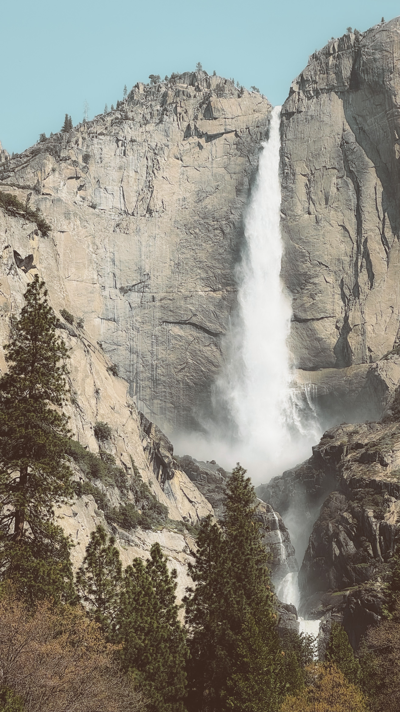 yosemite valley awahanee