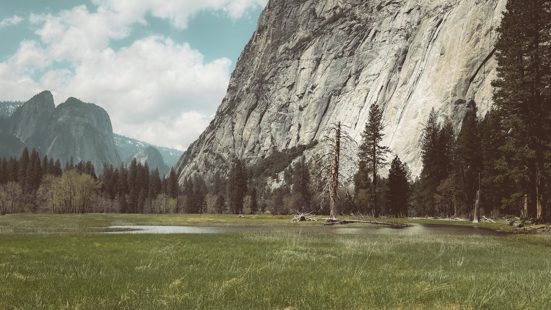 yosemite valley awahanee